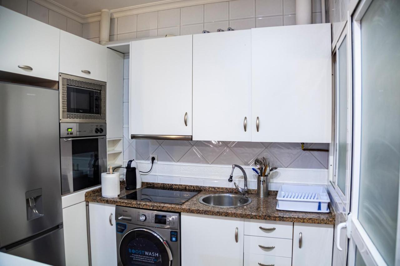 Simplyhosted Lupe Caleta Apartment *